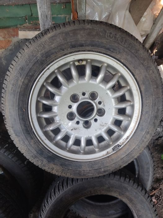 продам Бмв запаска 205 60 15