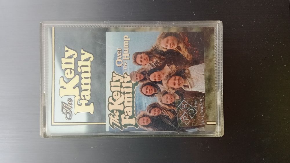 Kaseta The Kelly Family Over the hump MC viva pop rock folklor retro