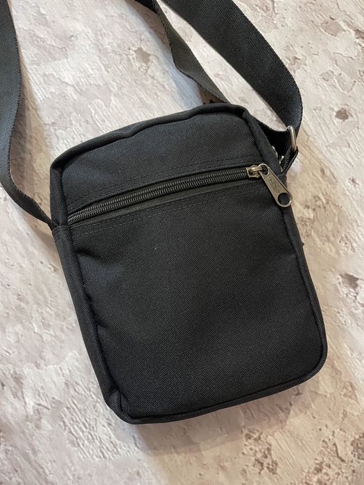 Мессенджер Eastpack сумка через плечо Истпак