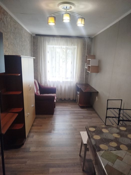 Продаж кімнати в гуртожитку