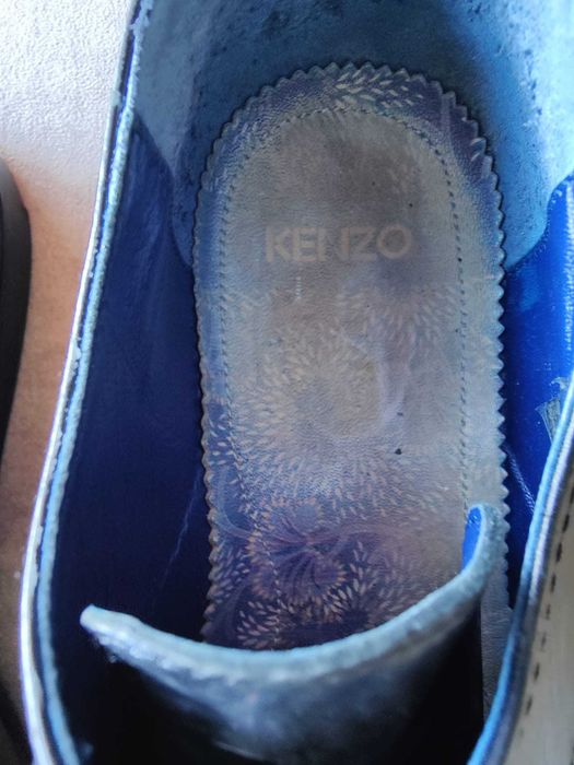 Sapatos Kenzo tam. 43 em excelente estado