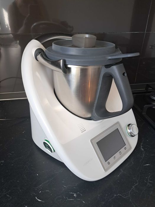 Robo de cozinha bimby
