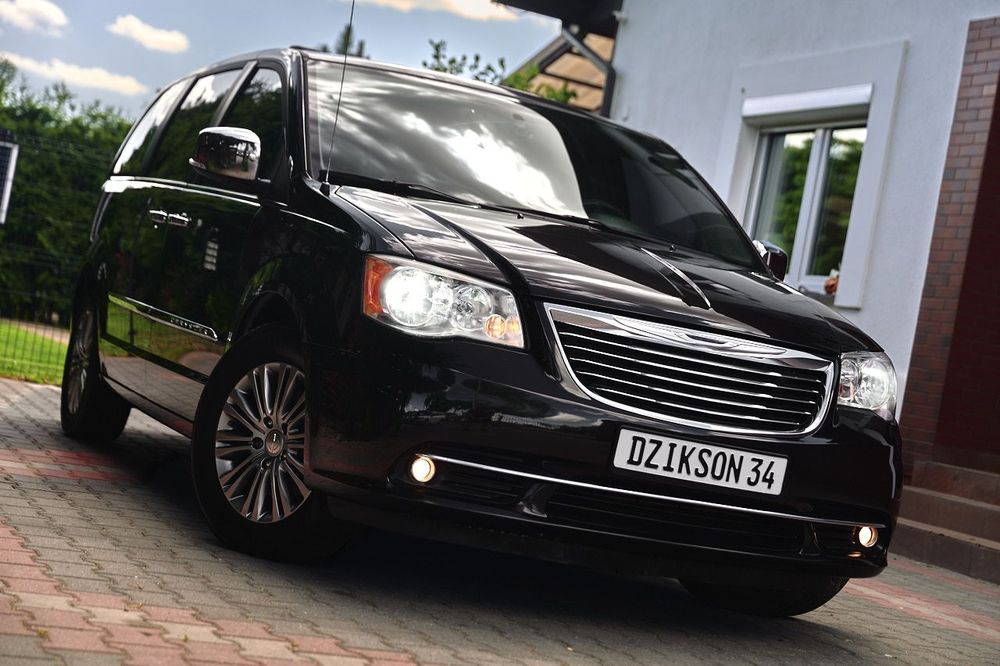 Chrysler Town & Country