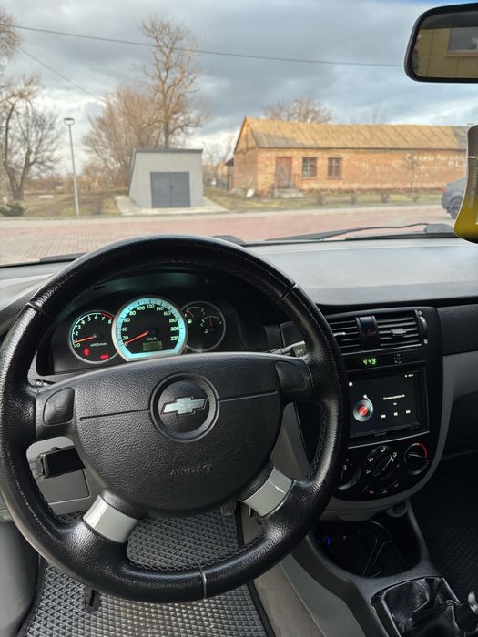 Продам Chevrolet Lacetti 1.8 газ/бензин