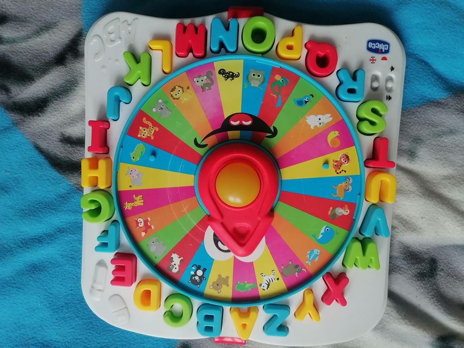 Zabawka edukacyjna chicco dla dziecka