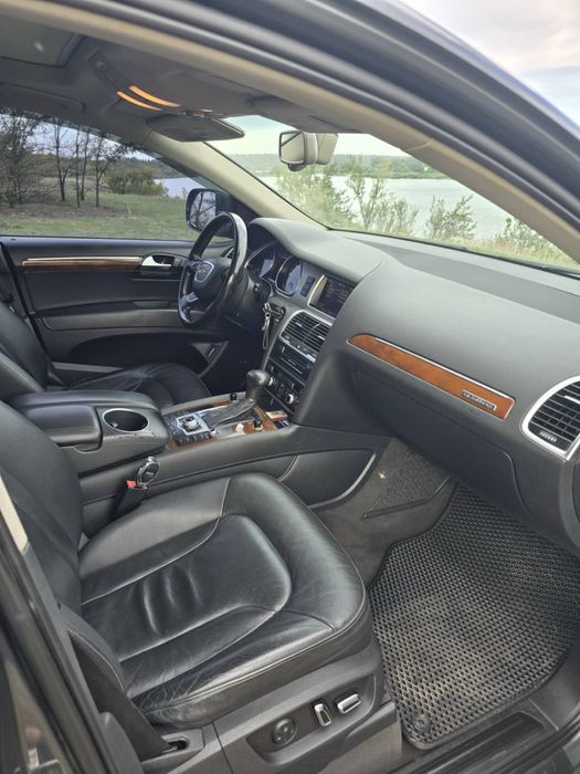 Продам  Audi Q7 у відмінному стані