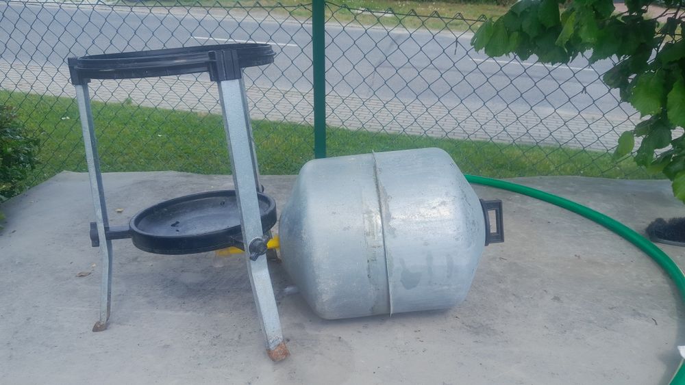 Poidło syfonowe dla drobiu(22L do negocjacji))
