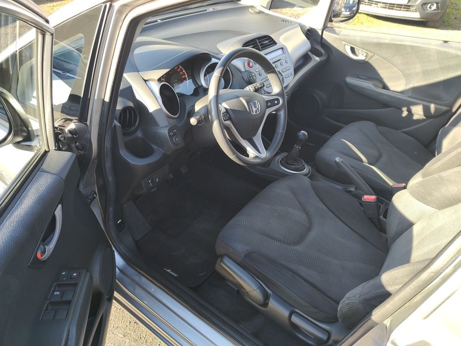 Honda Jazz 1.4 Benzyna 100KM Klimatronic, Alufelgi, Niski Przebieg