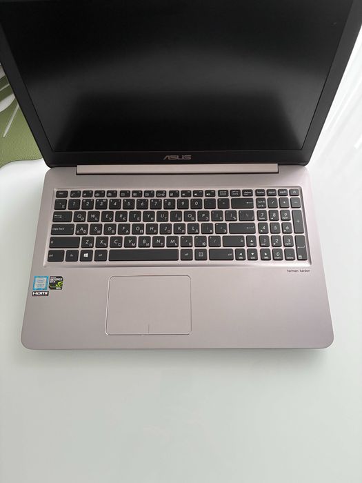 Ноутбук Asus Zenbook UX510U