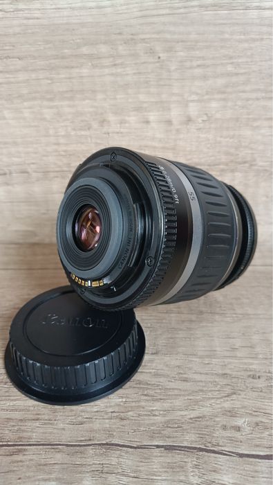 Canon EF-S 18-55mm f3.5-5.6 II стандартний зум для камер Canon