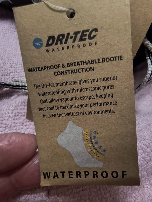 Зимові жіночі кросівки HІ-ТЕС, 37р