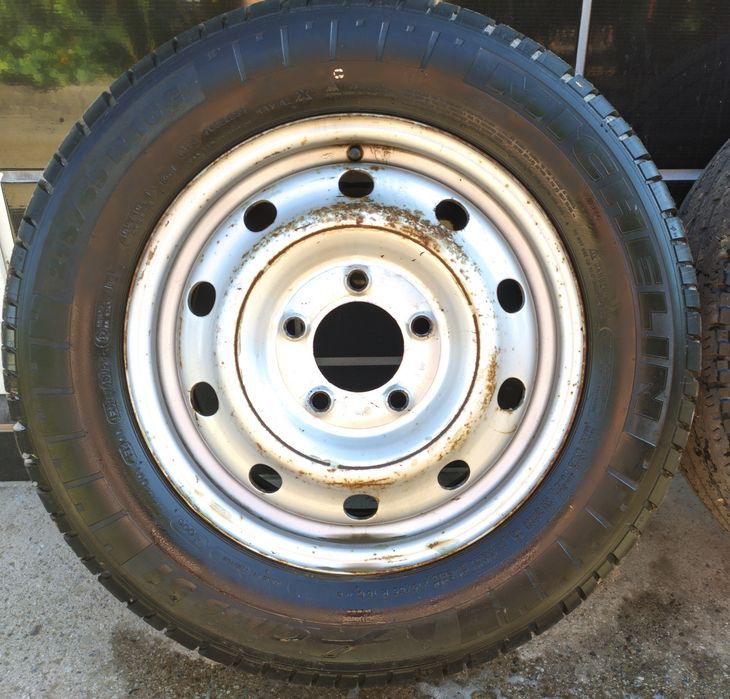 Michelin 215/65/16 з диском Michelin 6J16