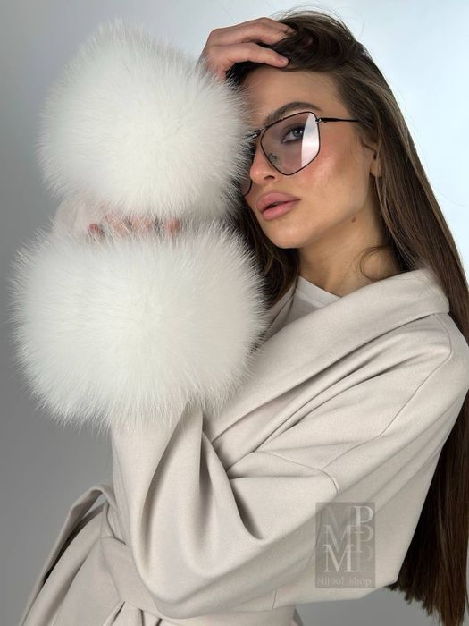 Новинка! Жіноче кашемірове пальто Elvi з натуральним хутром песця