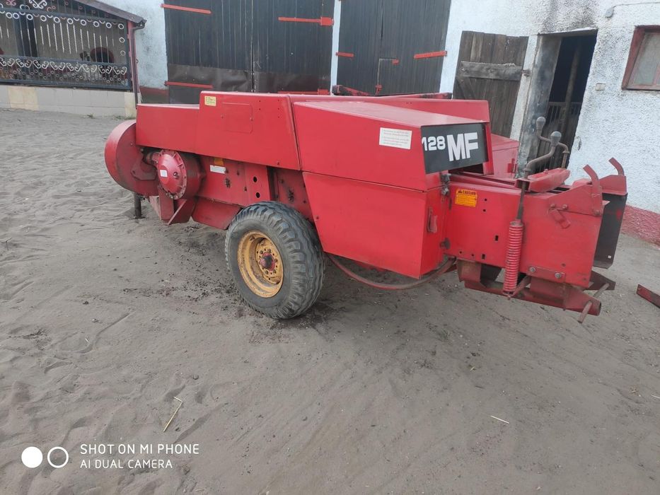 Прес підборщик masseu fergysson 128