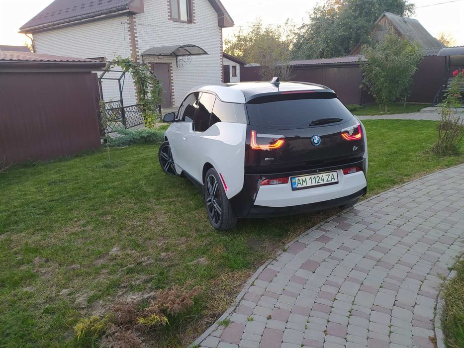Продам BMW I3 2015 року