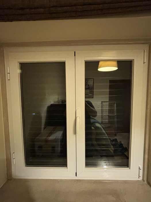 #7 Disponivel Portada e janela dupla oscilo-batente