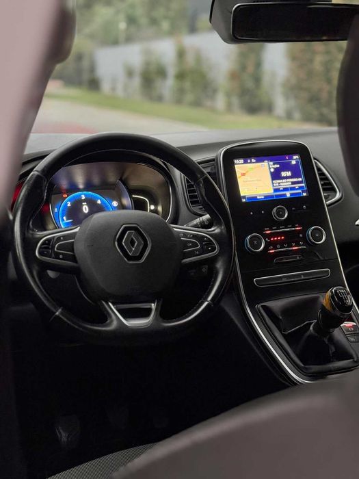 Renault Scenic 1.5dCi - 7 Lugares