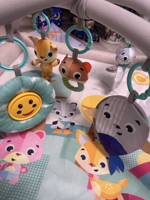 Ігровий килимок з мякими бортиками для найменших