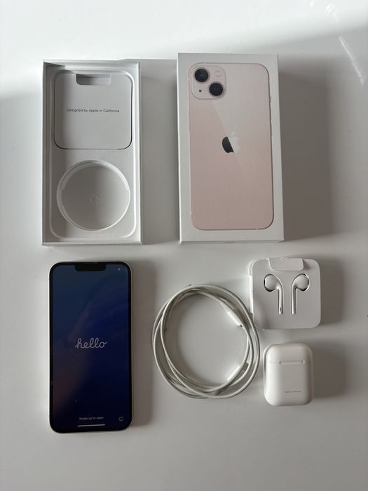 iPhone 13 -128 GB + AirPods