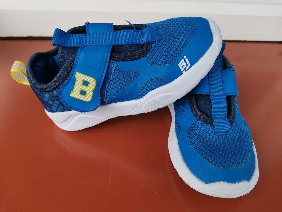 Buty sportowe dziecięce rozmiar 26