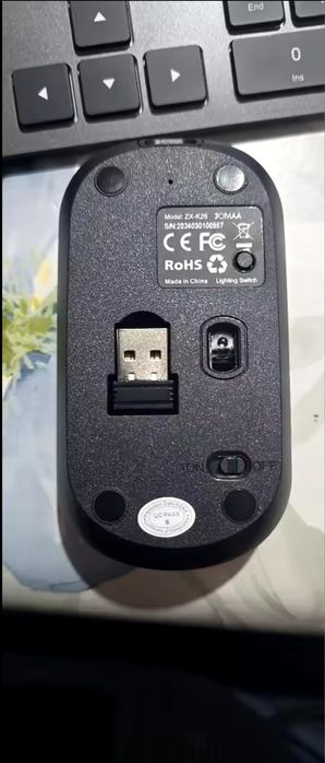 Teclado ultra slim sem fios retroiluminado + rato