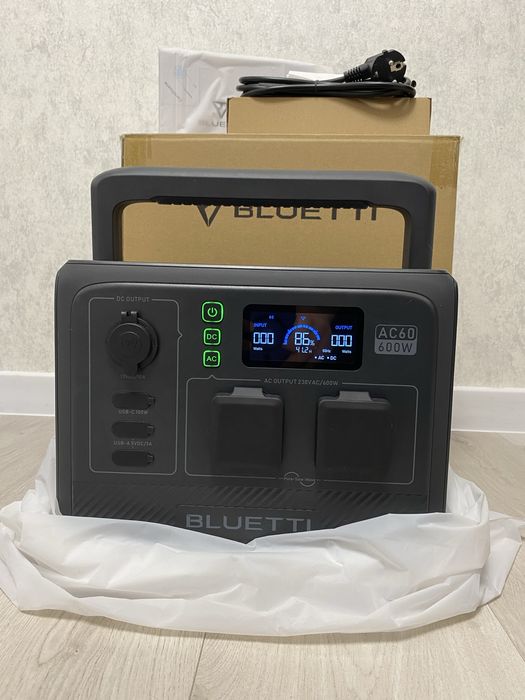 Зарядна станція Bluetti AC60