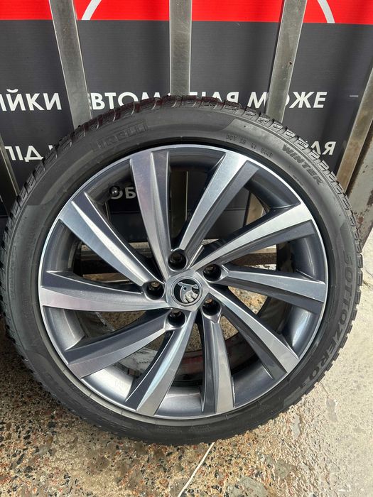 R18 легкосплавні диски Octavia А8 5x112 18" 7,5j et48 5E3601025AS