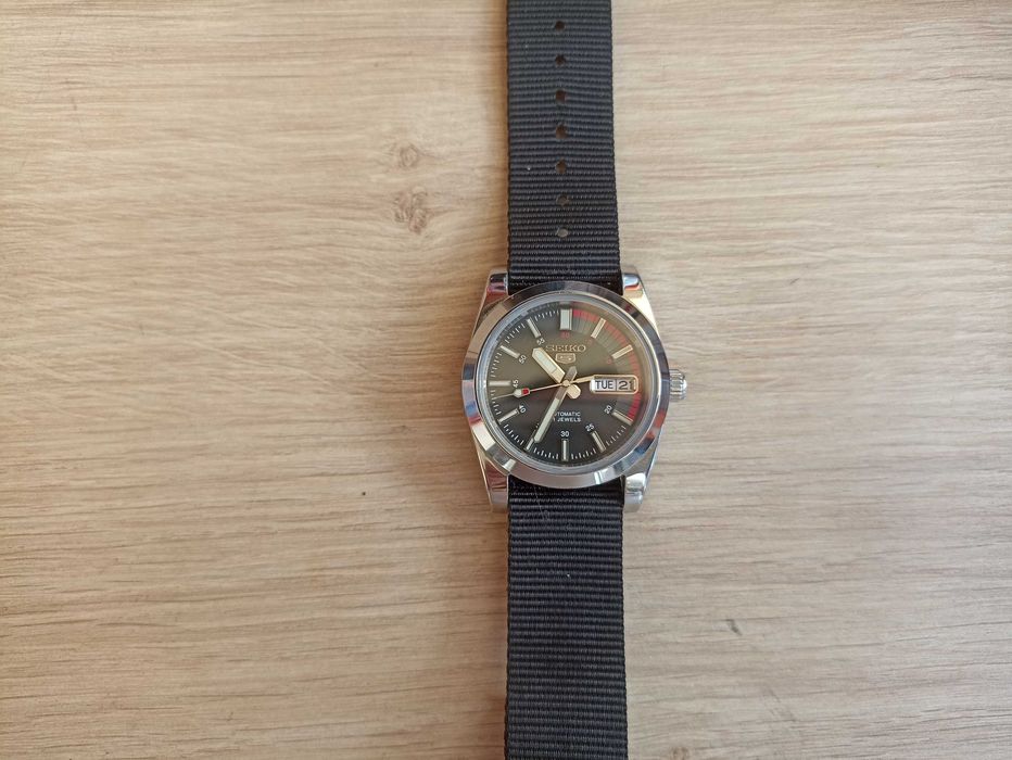 Кастомний механічний годинник (Seiko 5 mod), механізм NH36, сталь