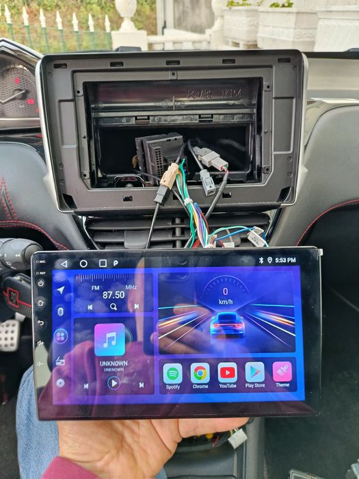 Radio 2 din 9 " universal 4 gigas e 64 gigas