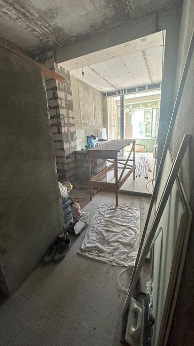 Продам студию Героев Харькова 118