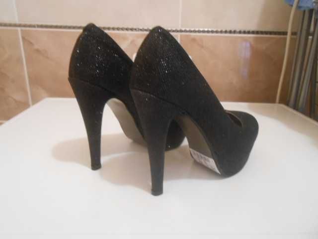 мешта імпортні  жіночі нові 35 р.