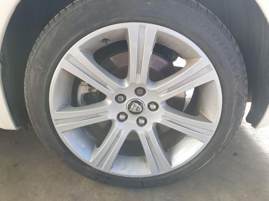 Conjunto De Pneus Jaguar Xf