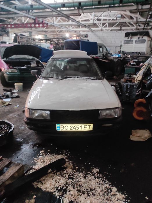 Ауді 80 Б3 1.8 75кс.Карбюратор