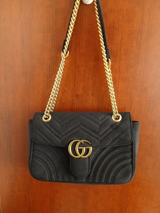 Welurowa torebka gucci marmont 26 cm czarna