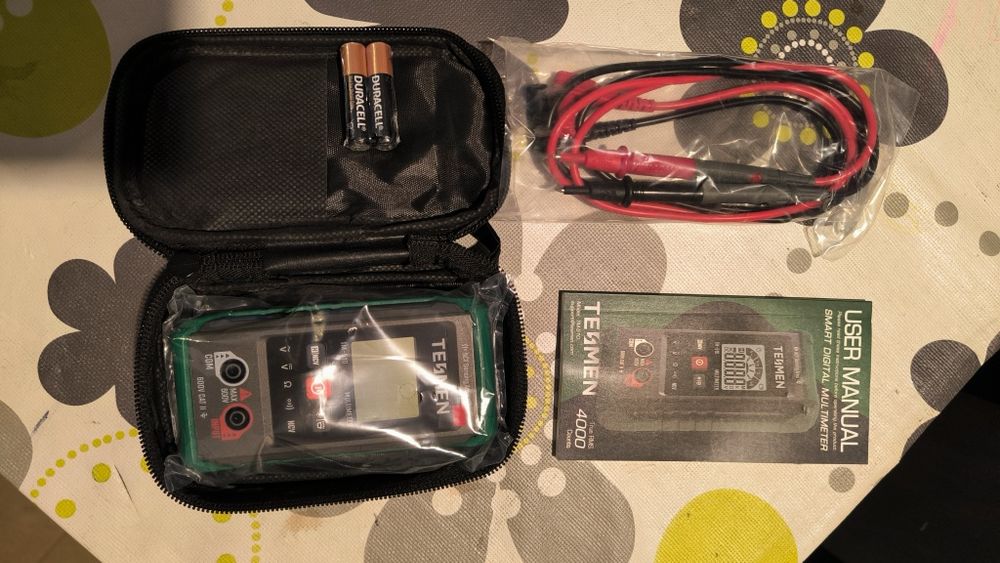 Multímetro digital novo