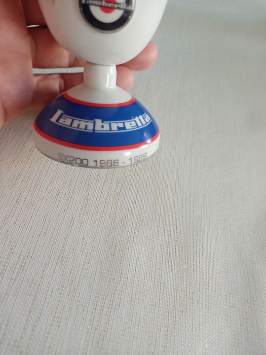 Kolekcjonerskie jajko muzyczne Lambretta SX200