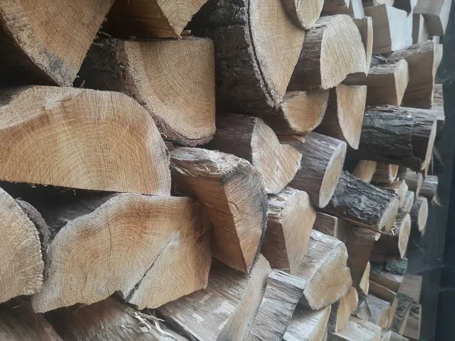 Drewno kominkowe i do pieca, połupane, sezonowane