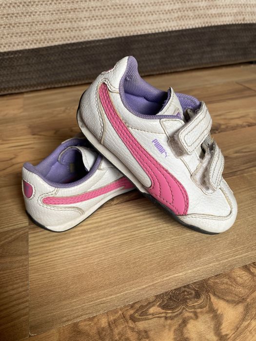 Dziecięce buty sportowe dla dziewczynki Puma rozm 24
