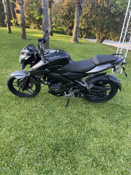Vendo Moto Bajaj Pulsar NS 200