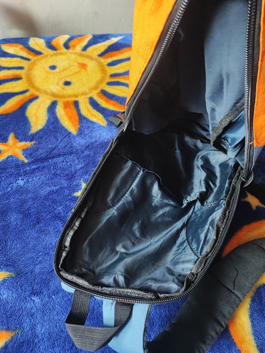 Plecak pomarańczowy porządne wykonanie jak nowy