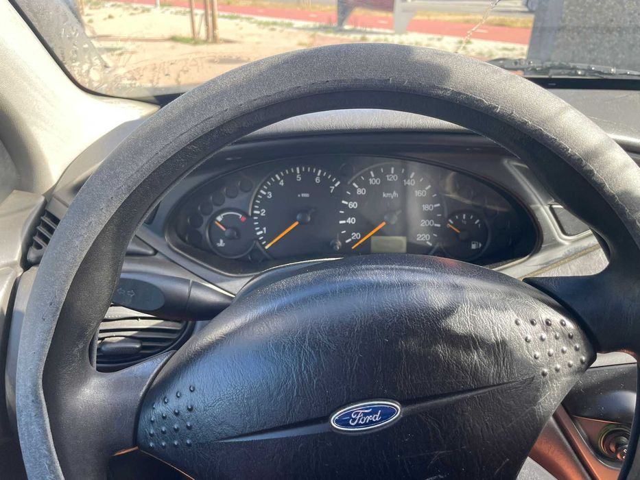 Ford Focus 2002 (212 000 km)