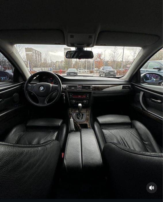 Продам BMW E92 купе(2.5)
