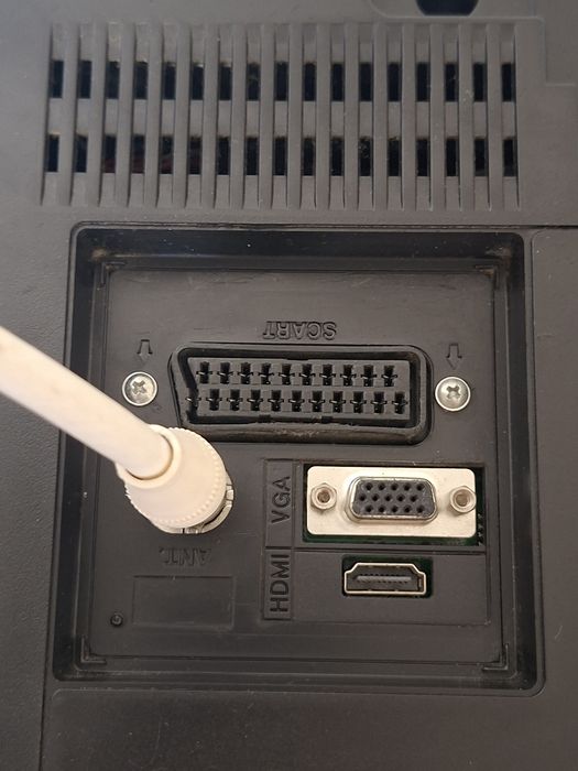 Televisão SANYO LCD TV | impecável com comando original