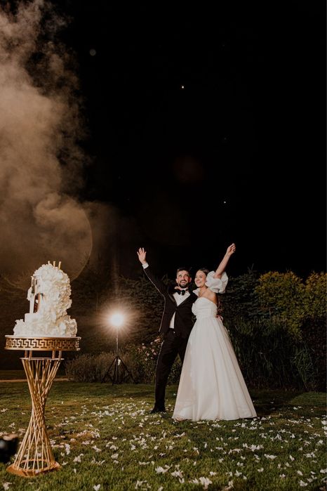 Gładka Suknia ślubna klasyczna