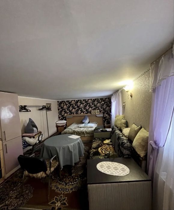 Оренда частини будинку 8000 на Максютова