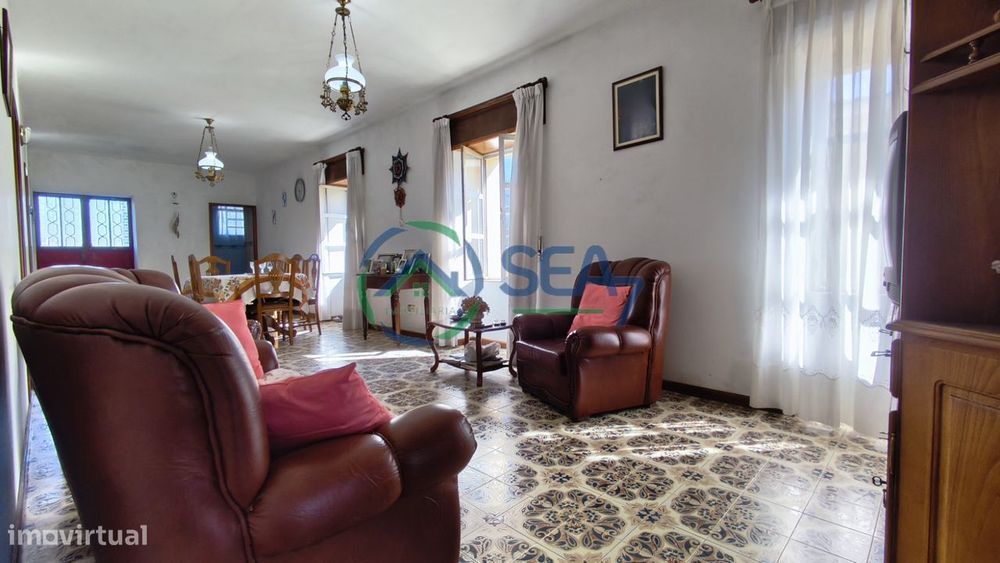 Moradia T3 com terreno, Apúlia