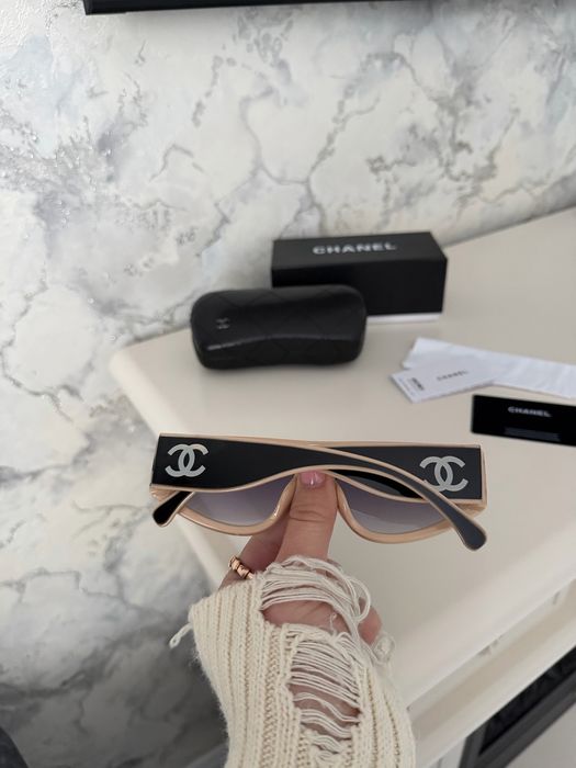 Солнцезащитные очки Chanel полный комплект тренд 2026