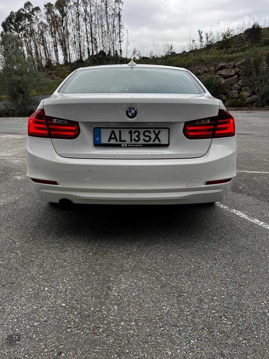 BMW 316i 1.6 Turbo (F30) - 2015