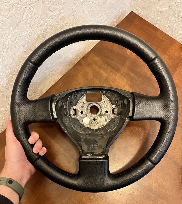 Продам кермо VW Golf V, Passat B6, Caddy 3, Jetta 5, Polo