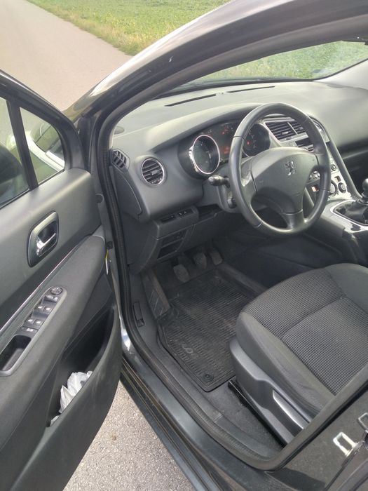 Peugeot 5008. 1.6 hdi 2012r bdb stan